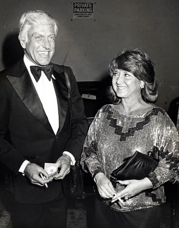 Dick Van Dyke had an extramarital affair with his secretary Michele Triola for eight years